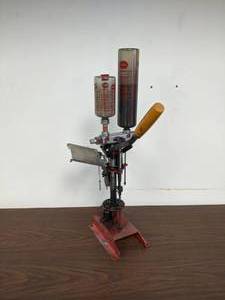 lot 17 image: MEC Grabber Model 762R Reloader - NO SHIPPING