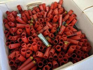 lot 79 image: Large Box of Winchester 12 GA 2.75 Spent Shotgun Shells