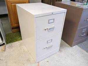 lot 96 image: 2-Drawer Steel File Cabinet
