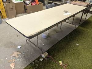lot 106 image: Folding Table