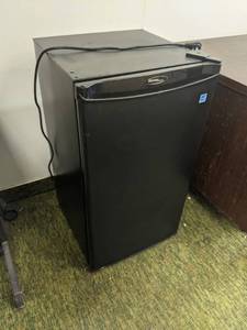 lot 108 image: Danby Refrigerator