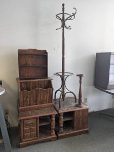 lot 117 image: Furniture Lot - 6 Pieces