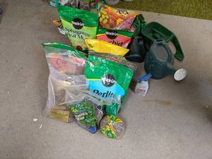 lot 147 image: Large Lot of Gardening Supplies - Peat Moss, Potting Mix, Watering Cans and More