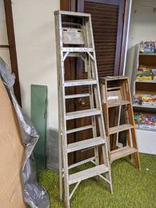 lot 174 image: 6 Aluminum Step Ladder