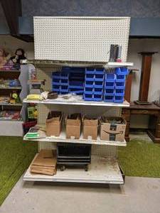 lot 173 image: 48 Shelf Section w Contents