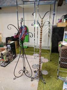 lot 182 image: (2) Plant Stands