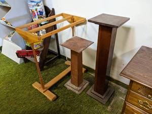lot 184 image: Quilt Rack and (2) Plant Stands