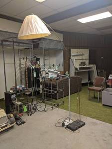 lot 189 image: Large floor Lamp & Ott-Lite
