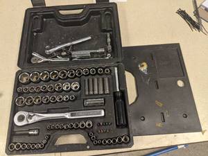 lot 198 image: Craftsman Socket Set w Extra Craftsman Socket Wrenches