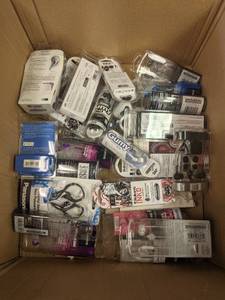 lot 197 image: Lot of 36 Assorted NEW Earbuds - Assorted Brands