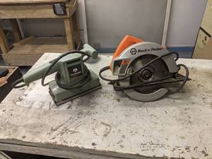 lot 207 image: Black & Decker 7.25 Circular Saw and Rockwell Sander