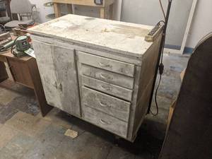 lot 206 image: Vintage Rolling Work Table