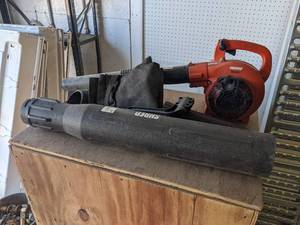 lot 4 image: ECHO ES-250 Blower w Attachments