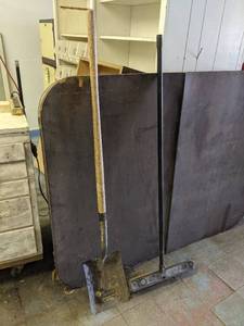 lot 231 image: Shovel and Broom
