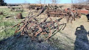 lot 234 image: John Deere Horse Drawn Cultivator
