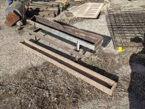 lot 34 image: Lot of 2 Chicken Feeders