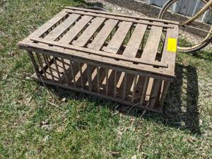 lot 125 image: Vintage Wood Chicken Crate