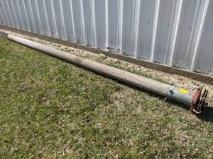 lot 131 image: 6 Grain Auger w Pulley on end