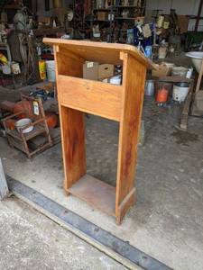 lot 154 image: Wood Pulpit