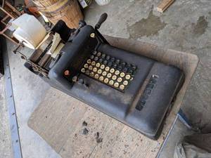 lot 160 image: Burroughs Antique Adding Machine w Cover