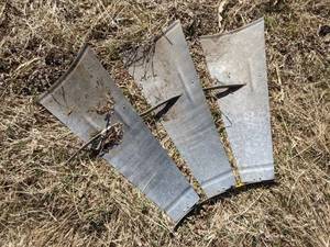 lot 81 image: Windmill Fins