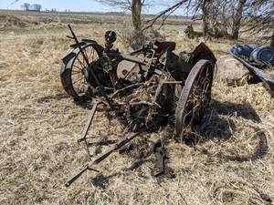 lot 61 image: Corn Binder