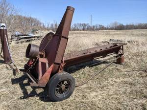 lot 63 image: Gehl FB81 Hopper Blower