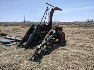 lot 67 image: PAPEC Single Row Forage Harvester - Model M-151D