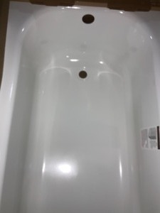lot 56 image: BOOTZ INDUSTRIES MAUI PLUS 60 IN. LEFT DRAIN RECTANGULAR ALCOVE SOAKING BATHTUB IN WHITE. SEE PICTURE