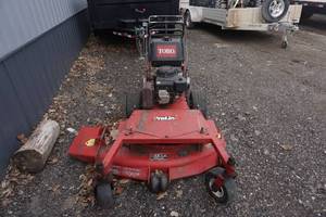 lot 4 image: Toro Pro Line Commercial Walk Behind Lawn Mower