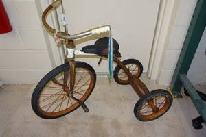 lot 85 image: Vintage Garton Streamliner 20 Tricycle
