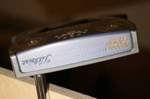 lot 4 image: Titleist Cameron & Crown Futura 6M Putter
