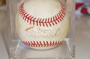 lot 25 image: Unknown Signed Baseball - Likely Minnesota Twin