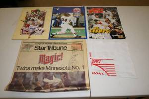 lot 37 image: 1987 World Series Memorabilia - Program, Hanky