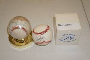 lot 29 image: 3 Signed Baseballs - Hrbek, Knoblauch, Dave Hollins