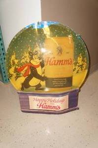 lot 66 image: Vintage Hamms Beer Happy Holidays Sign