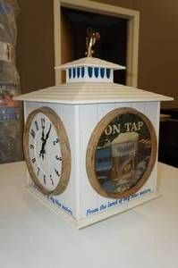 lot 53 image: Vintage Hamms Beer Sign with Clock