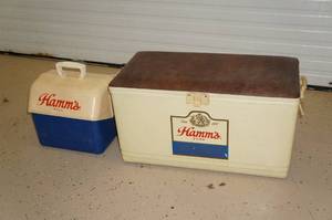 lot 65 image: 2 Vintage Hamms Beer Coolers
