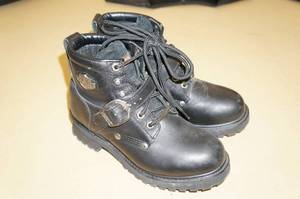 lot 158 image: Pair of Harley Davidson Riding Boots