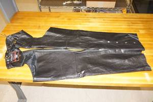 lot 157 image: Interstate Black Leather Chaps - Large
