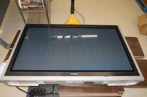 lot 185 image: Panasonic Viera 58 Plasma TV with Wall Mount