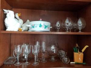 lot 38 image: Barware and Ceramics