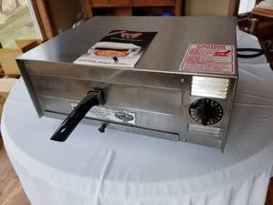 lot 43 image: Pizza Oven