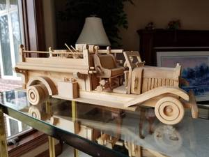lot 52 image: Folk Art Wooden Firetruck