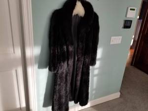 lot 116 image: Mink Coat