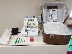 lot 130 image: Bernette 334DS Serger