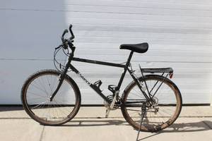 Balance Mens Bike 26 Black