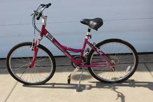 Diamond Back Womens Bike