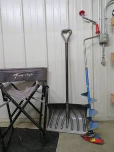 ICE FISHING GEAR