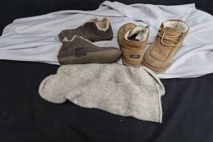 SHOES